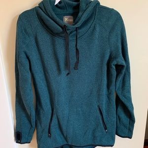 Old Navy Active Thick Fleece Sweatshirt (M)